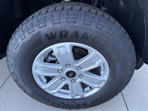 Used 2024 Ford Ranger XL image 12