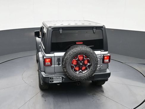 Used 2021 Jeep Wrangler Sport AWD/4WD image 31