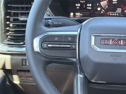 New 2026 GMC Canyon Elevation image 8