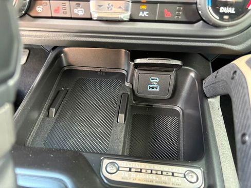 New 2025 Ford Bronco Badlands AWD/4WD image 16