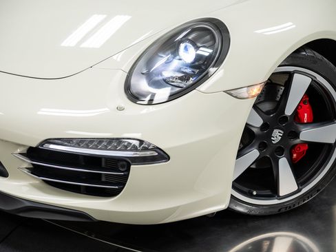 Certified 2014 Porsche 911 50th Anniversary Edition RWD image 51