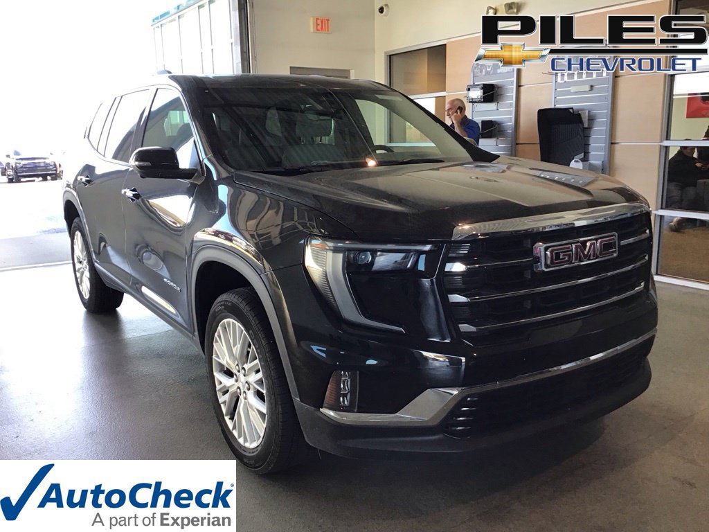 Used 2026 GMC Acadia Elevation w/ Elevation Premium Package FWD image 1