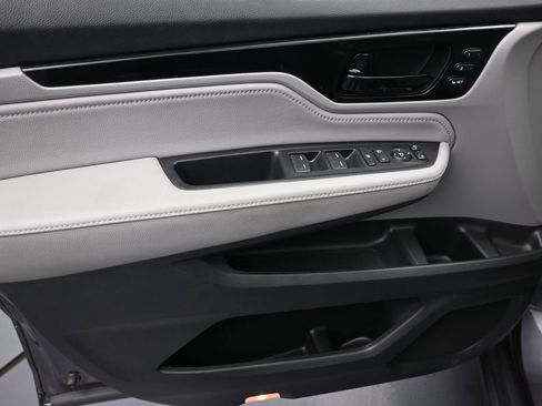 Used 2022 Honda Odyssey Elite image 11