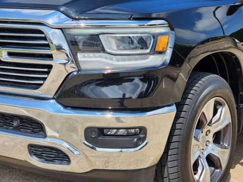 Used 2023 RAM 1500 Laramie AWD/4WD image 10