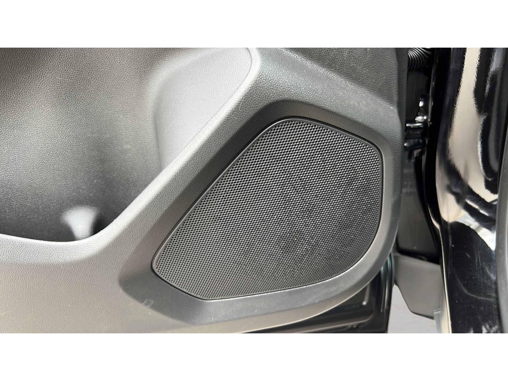 Certified 2023 Chevrolet TrailBlazer RS AWD/4WD image 27