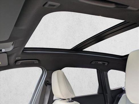 New 2026 BMW X1 xDrive28i w/ Technology Package image 15