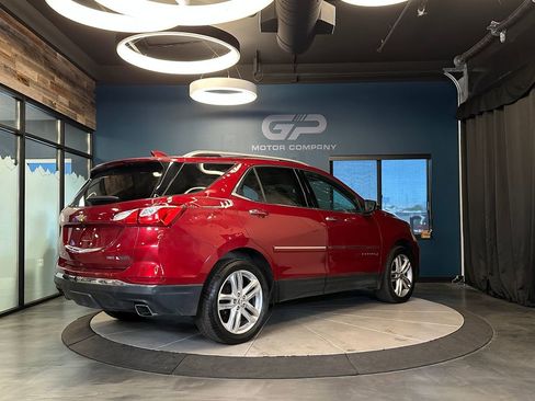 Used 2018 Chevrolet Equinox Premier AWD/4WD image 3