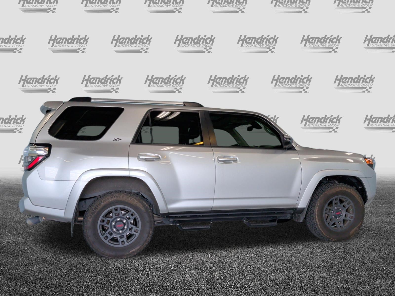 Used 2022 Toyota 4Runner SR5 Premium w/ Moonroof Package AWD/4WD image 12