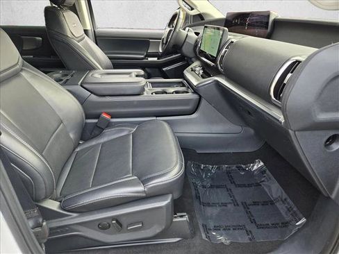 Used 2025 Ford Expedition Max Platinum image 20