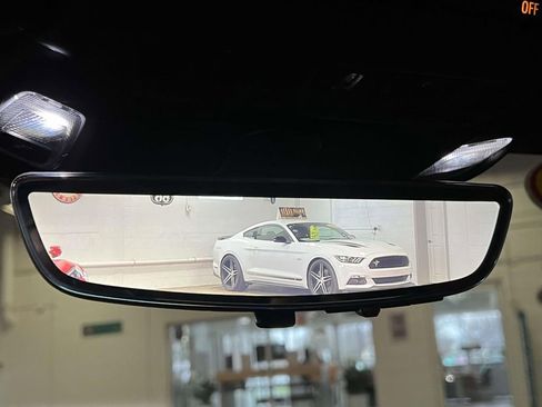 Used 2023 Chevrolet Corvette Stingray Preferred Cpe w/ Z51 Performance Package image 29