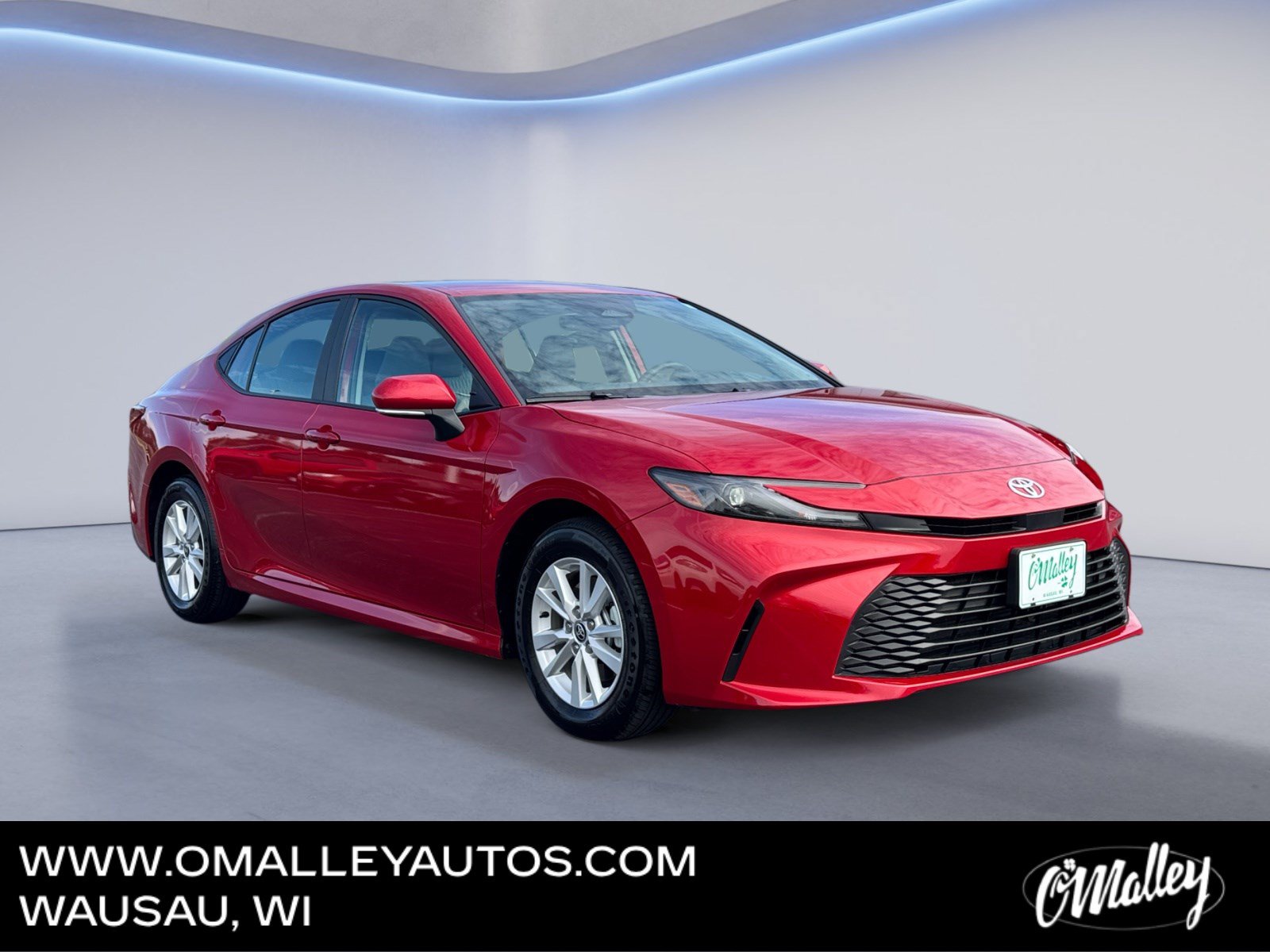 Used 2025 Toyota Camry LE w/ Convenience Package AWD/4WD image 7