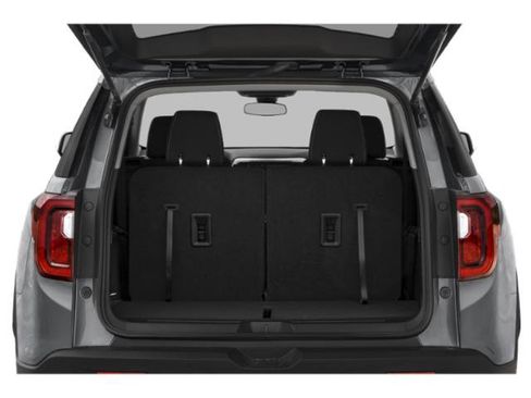 Used 2023 GMC Acadia SLT w/ Technology Package AWD/4WD image 8