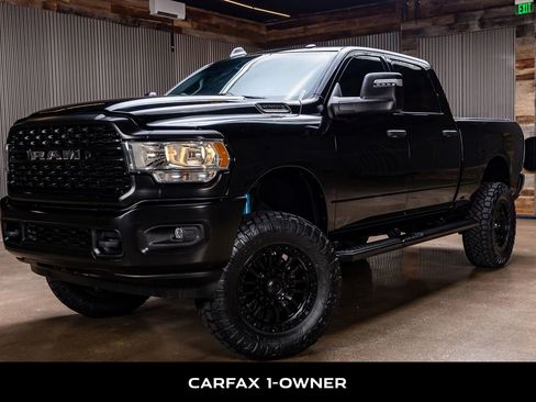 Used 2024 RAM 2500 Big Horn w/ Off Road Package AWD/4WD image 5