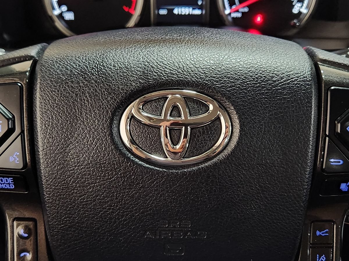 Used 2023 Toyota 4Runner TRD Off-Road Premium AWD/4WD image 52