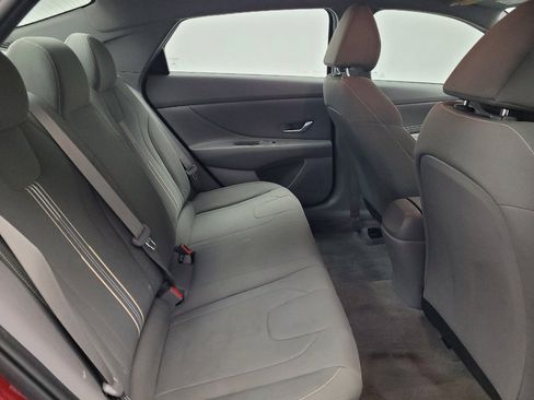 Used 2023 Hyundai Elantra SEL w/ Convenience Package image 19