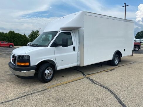 New 2024 GMC Savana 3500 Extended w/ Power Convenience Package image 3