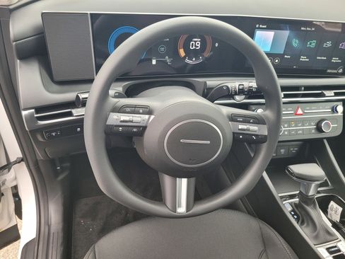 New 2026 Hyundai Tucson SE image 22