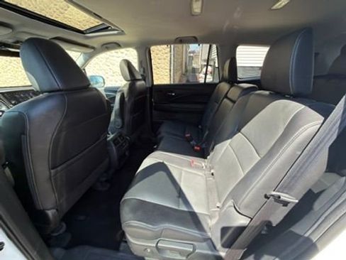 Used 2021 Honda Pilot Special Edition image 24