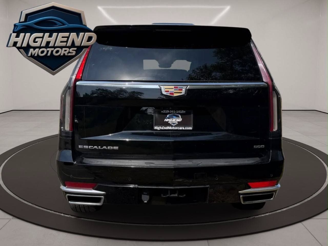 Used 2023 Cadillac Escalade Premium Luxury w/ LPO, Floor Liner Package AWD/4WD image 5