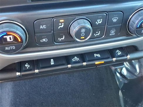 Used 2018 GMC Sierra 1500 SLT w/ Texas SLT Premium Package image 12