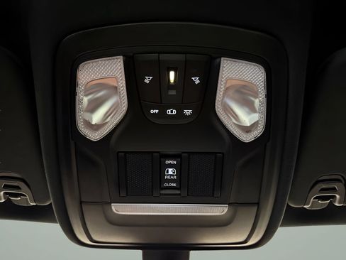 Used 2021 RAM 1500 Big Horn AWD/4WD image 24