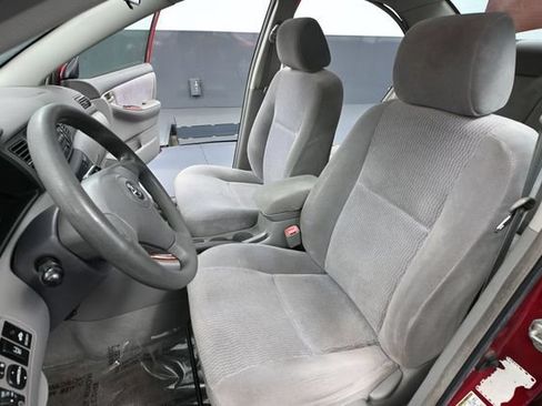 Used 2005 Toyota Corolla LE FWD image 21