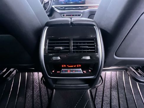 Used 2024 BMW X5 xDrive40i w/ Premium Package AWD/4WD image 42