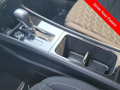 Used 2021 Nissan Kicks SV FWD image 15