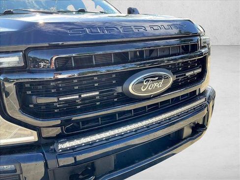 Used 2022 Ford F250 Lariat w/ Tremor Off-Road Package AWD/4WD image 29
