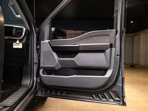 Used 2025 Ford F150 XL image 24