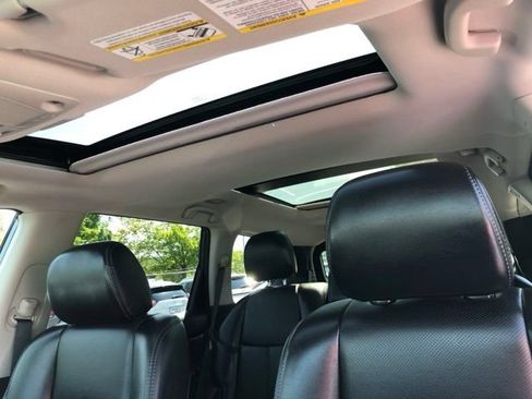 Used 2020 Nissan Pathfinder Platinum AWD/4WD image 26