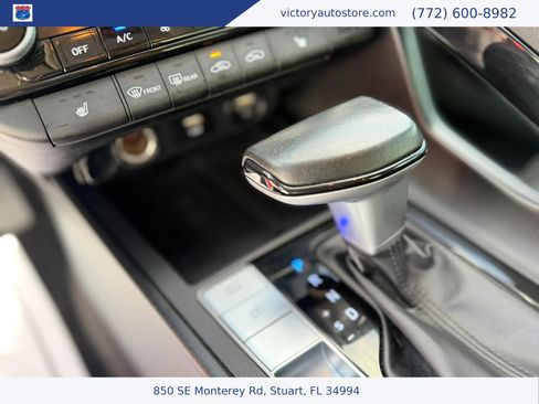 Used 2023 Hyundai Elantra Limited FWD image 28