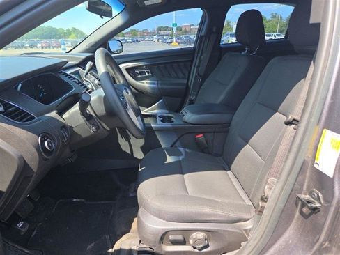 Used 2018 Ford Taurus Police Interceptor AWD image 10