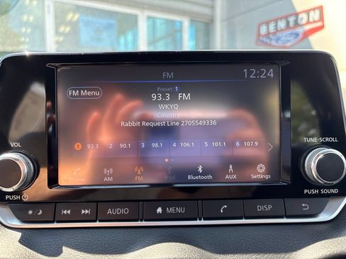Used 2025 Nissan Sentra S FWD image 16
