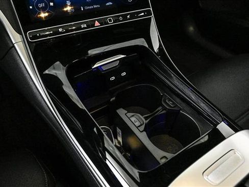 Used 2026 Mercedes-Benz C 300 4MATIC Sedan image 13