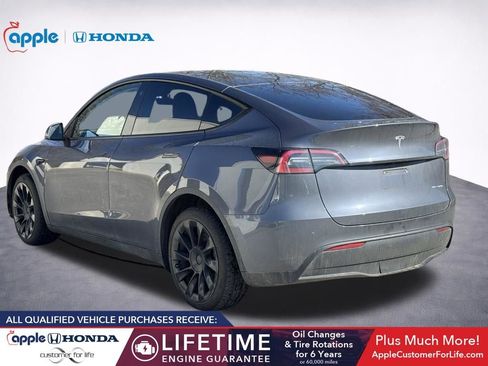 Used 2023 Tesla Model Y Long Range image 2