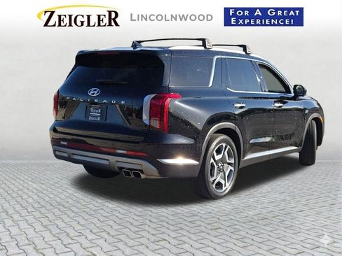 Used 2023 Hyundai Palisade Limited FWD image 11