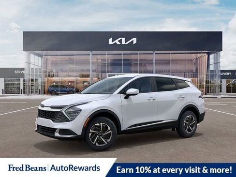 New 2025 Kia Sportage LX image 3