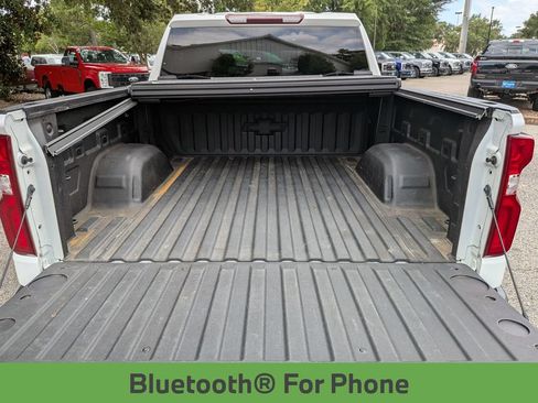 Used 2022 Chevrolet Silverado 1500 RST AWD/4WD image 32