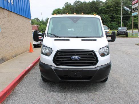 Used 2019 Ford Transit 250 138 RWD image 2