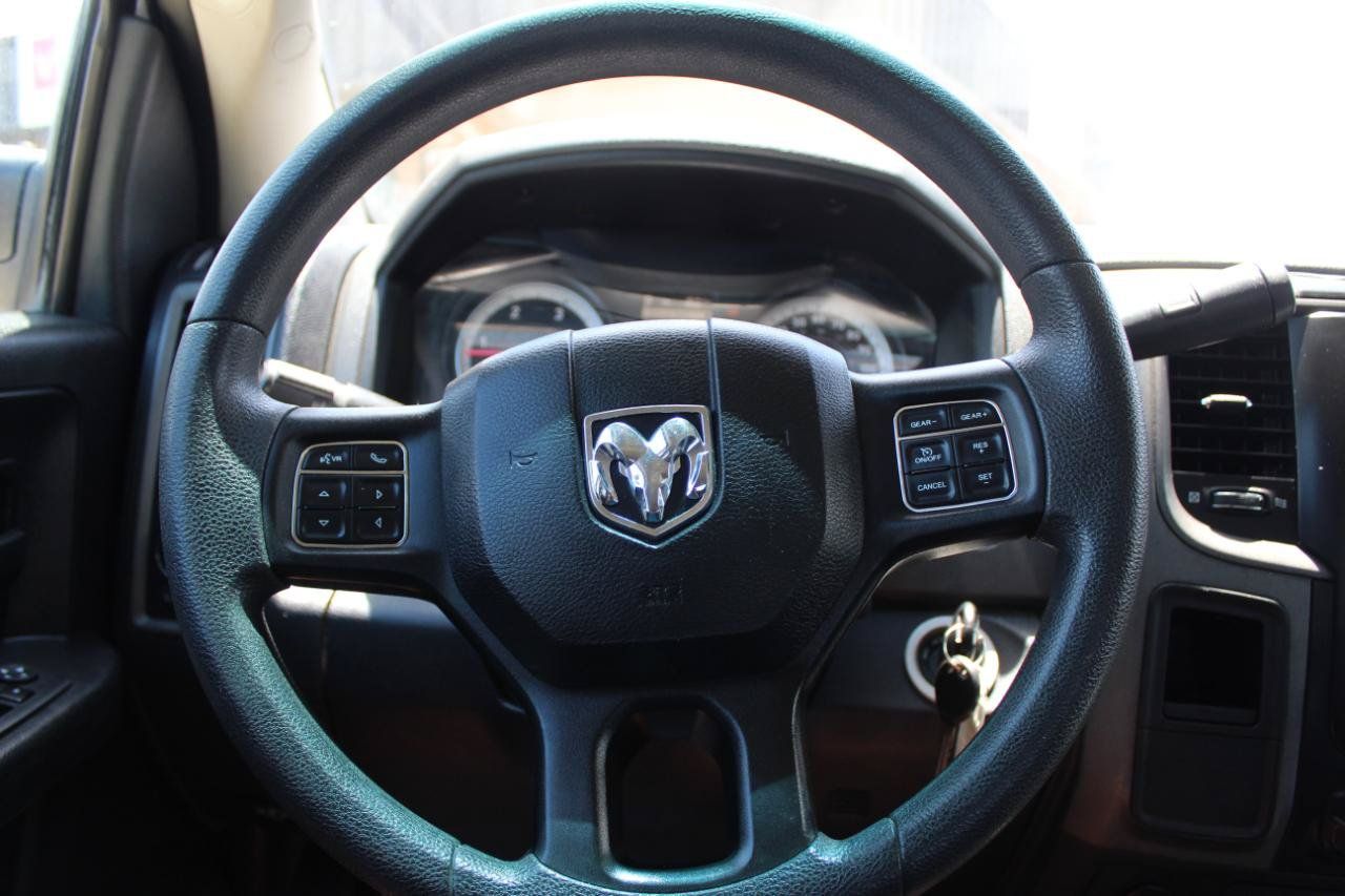 Used 2014 RAM 2500 Tradesman w/ Chrome Appearance Group AWD/4WD image 21
