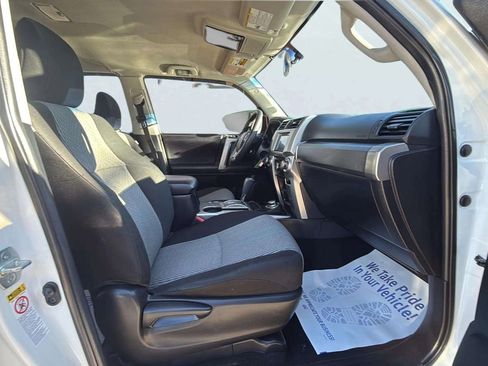 Used 2016 Toyota 4Runner SR5 image 13