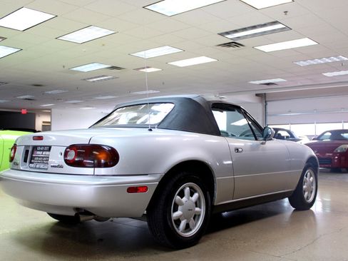 Used 1991 MAZDA MX-5 Miata image 21