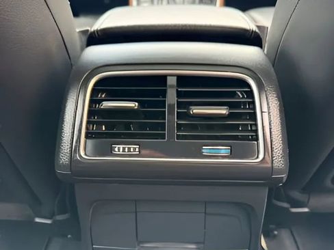 Used 2016 Audi Q5 2.0T Premium Plus w/ Technology Package AWD/4WD image 34
