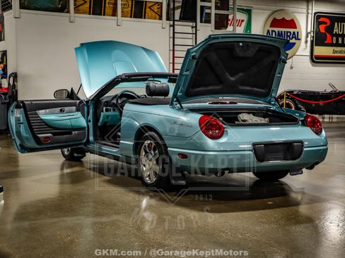 Used 2002 Ford Thunderbird Deluxe image 86
