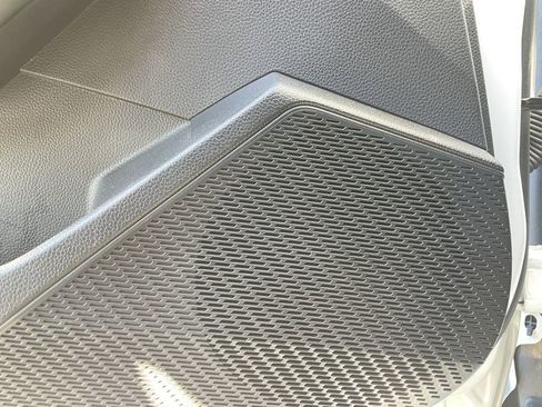 Used 2024 Honda Accord EX image 23