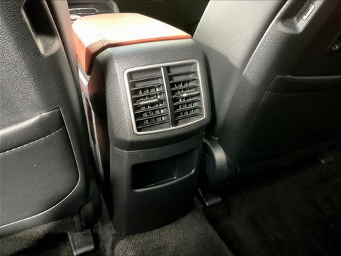 Used 2025 Kia Sportage SX Prestige AWD/4WD image 11