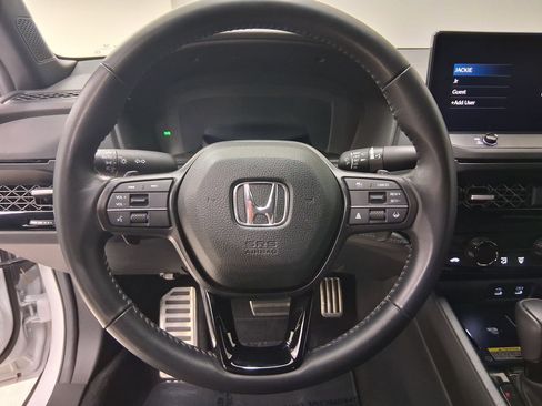 Used 2025 Honda Accord Sport image 11