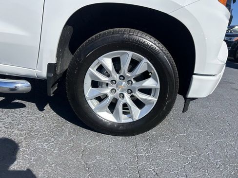 Certified 2025 Chevrolet Silverado 1500 Custom image 8