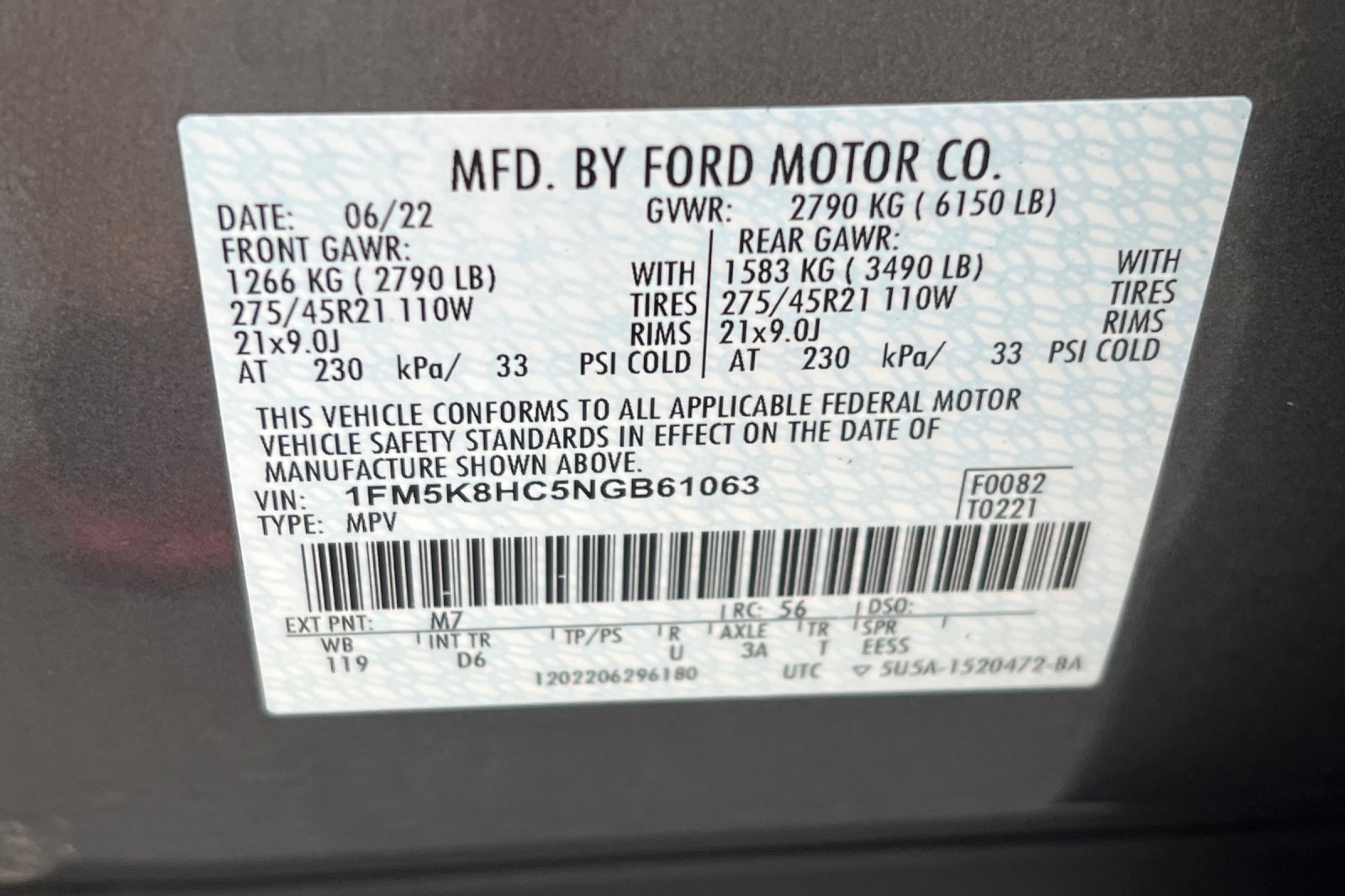 Used 2022 Ford Explorer Platinum w/ Equipment Group 601A AWD/4WD image 34